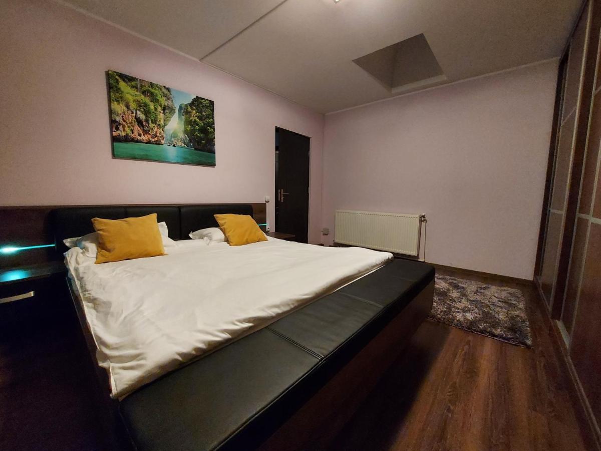 Jolie Suites Braila Exterior photo