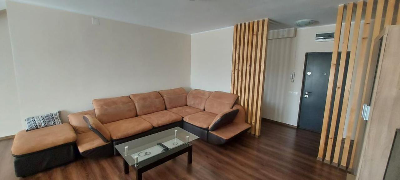 Jolie Suites Braila Exterior photo